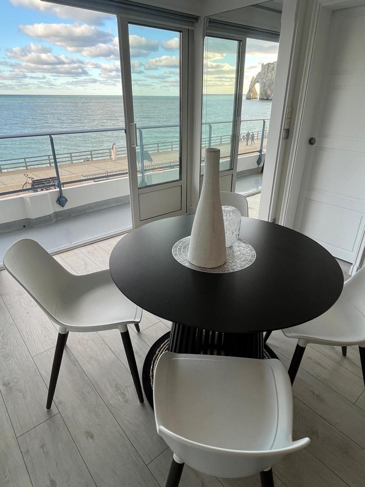 Le Pic D'Etretat Apartment Bagian luar foto