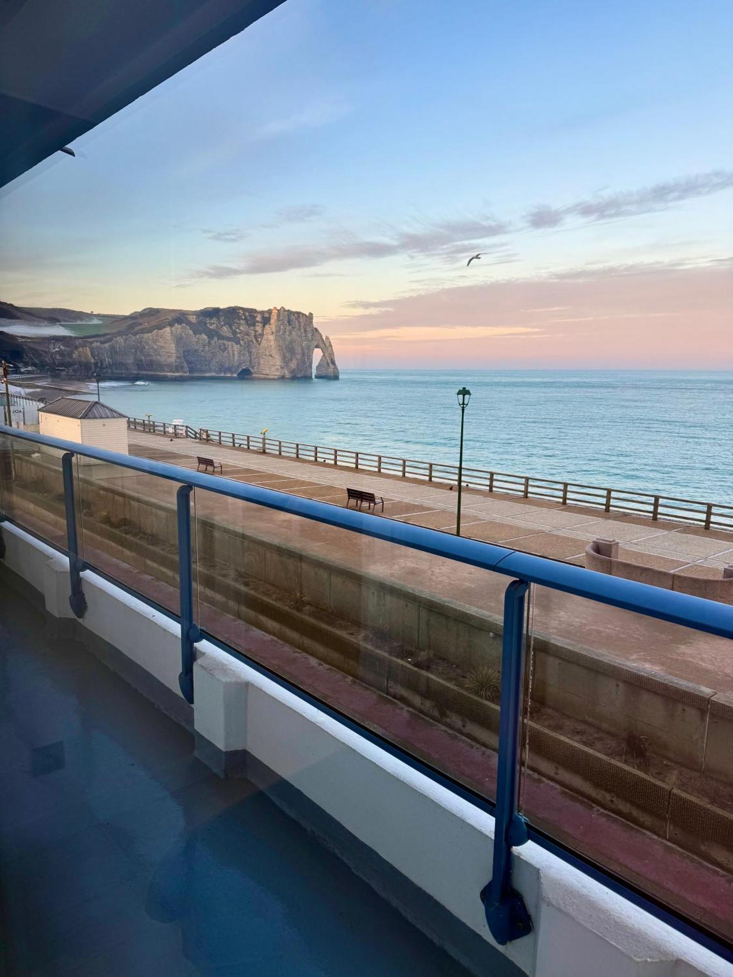 Le Pic D'Etretat Apartment Bagian luar foto